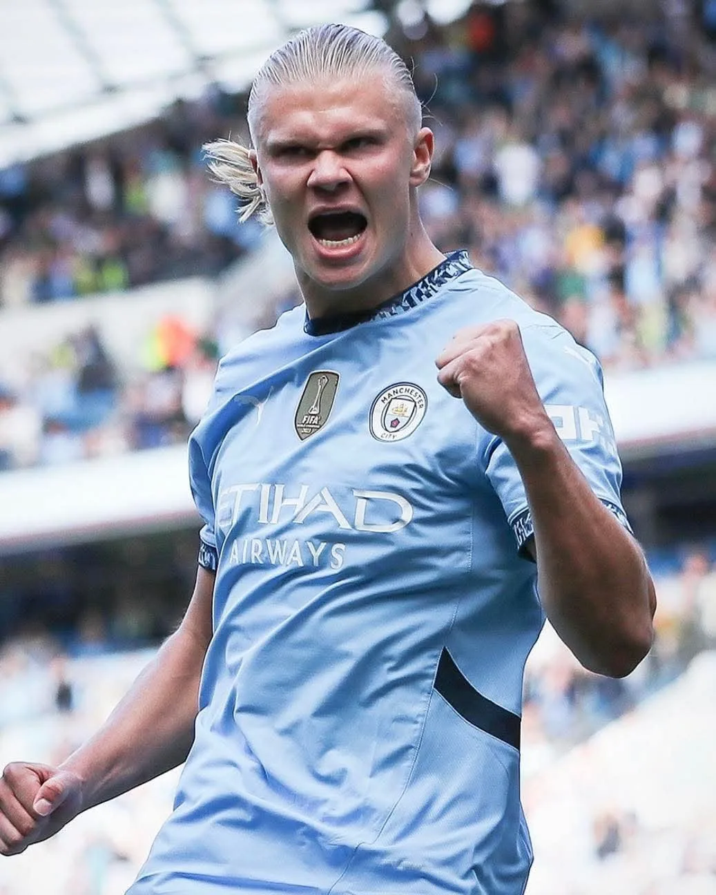 Erling Haaland celebrating a goal 
